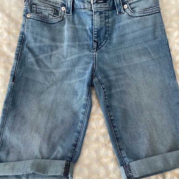 True Religion Knee Length Rilely Shorts - Picture 1 of 4